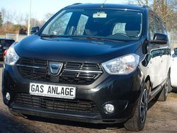 Schwarz Gebraucht 2019 Dacia Lodgy Comfort Van / Kleinbus | 9.990 € (Fairer Preis)