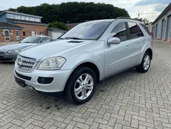 Silber Gebraucht 2005 Mercedes ML320 SUV | 4.450 € (Superpreis)