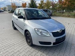 Grau Gebraucht 2009 Skoda Fabia Kleinwagen | 800 € (Superpreis)