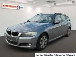 Grau Gebraucht 2010 BMW 318 Sport Line Kombi | 2.399 € (Fairer Preis)