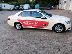 Beige Gebraucht 2015 Mercedes E200 Limousine | 4.900 €