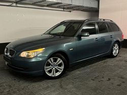 Blau Gebraucht 2009 BMW 530 Lifestyle Limousine | 7.900 € (Fairer Preis)