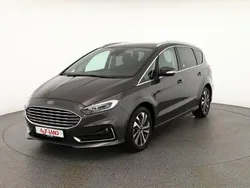Grau Gebraucht 2019 Ford S-MAX Titanium Van / Kleinbus | 26.950 € (Teuer)