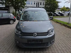 Grau Gebraucht 2011 VW Caddy Comfortline Van / Kleinbus | 4.300 € (Superpreis)