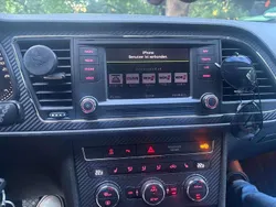Schwarz Gebraucht 2015 Seat Leon ST Kombi | 11.000 € (Etwas zu teuer)