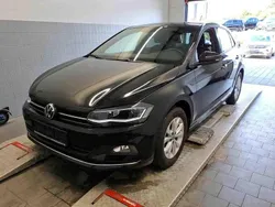 Deep black perleffekt Gebraucht 2021 VW Polo Highline Limousine | 17.440 € (Fairer Preis)