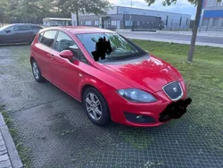 Rot Gebraucht 2011 Seat Leon Kleinwagen | 3.699 € (Fairer Preis)