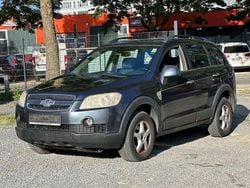 Grau Gebraucht 2008 Chevrolet Captiva LT SUV | 3.990 € (Etwas zu teuer)