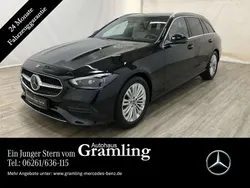 Obsidianschwarz (metallic) Gebraucht 2023 Mercedes C200 Avantgarde Kombi | 37.919 € (Etwas zu teuer)