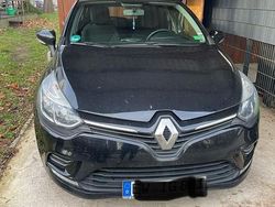 Schwarz Gebraucht 2018 Renault Clio IV LIMITED Kleinwagen | 7.000 € (Guter Preis)