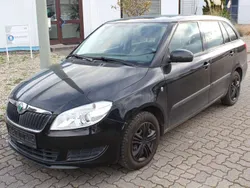 Schwarzmagic perleffekt Gebraucht 2010 Skoda Fabia Ambiente Kombi | 2.200 € (Fairer Preis)