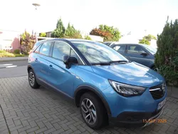 Blau Gebraucht 2017 Opel Crossland X Innovation SUV | 10.600 € (Guter Preis)