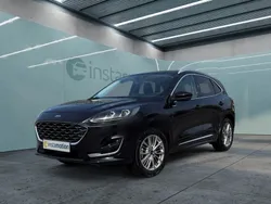 Schwarz Gebraucht 2022 Ford Kuga Vignale SUV | 29.490 € (Etwas zu teuer)