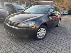 Deep black perleffekt Gebraucht 2010 VW Golf VI Trendline Kleinwagen | 2.899 € (Fairer Preis)