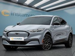 Grau Gebraucht 2025 Ford Mustang Mach-E SUV | 57.299 €