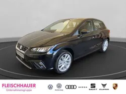 Mitternachtsschwarz Gebraucht 2024 Seat Ibiza FR Limousine | 19.490 € (Fairer Preis)