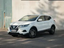 Weiß Gebraucht 2017 Nissan Qashqai Tekna SUV | 13.100 € (Fairer Preis)