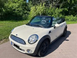 Weiß Gebraucht 2010 Mini Cooper Cabriolet Cabrio | 6.499 € (Fairer Preis)