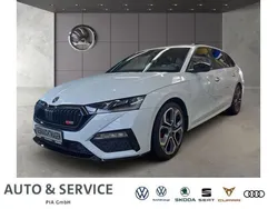 Weiß Gebraucht 2021 Skoda Octavia RS Kombi | 29.990 € (Fairer Preis)