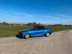 Blau Gebraucht 2015 BMW 220 Sport Line Cabrio | 21.300 € (Fairer Preis)
