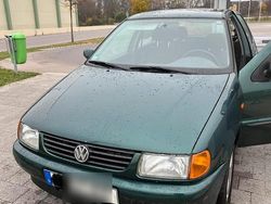 Grün Gebraucht 1998 VW Polo Kleinwagen | 800 € (Fairer Preis)