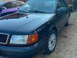 Rot Gebraucht 1991 Audi 100 Limousine | 3.450 €