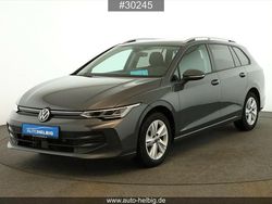 Grau Gebraucht 2024 VW Golf VIII Life Kombi | 25.590 € (Guter Preis)