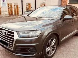 Grau Gebraucht 2015 Audi Q7 S-Line SUV | 22.999 €