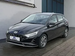 Schwarz Neu 2025 Hyundai i20 Trend Limousine | 24.890 € (Fairer Preis)