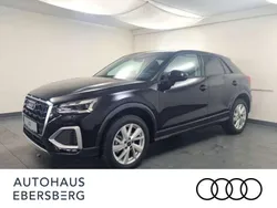 Brillantschwarz Gebraucht 2024 Audi Q2 Advanced SUV | 30.450 € (Fairer Preis)