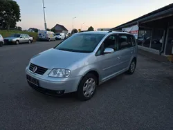 Grau Gebraucht 2004 VW Touran Highline Van / Kleinbus | 1.150 € (Superpreis)