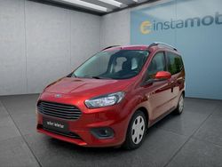Rot Gebraucht 2018 Ford Tourneo Courier Van / Kleinbus | 15.399 €