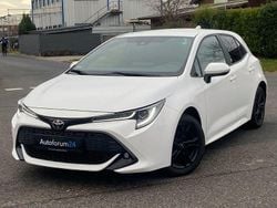 Weiß Gebraucht 2021 Toyota Corolla Team Limousine | 15.100 € (Guter Preis)