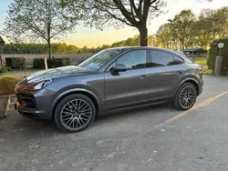 Grau Gebraucht 2022 Porsche Cayenne Sport SUV | 62.000 € (Guter Preis)