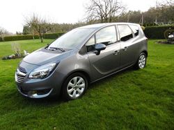 Grau Gebraucht 2016 Opel Meriva Innovation Van / Kleinbus | 11.380 € (Etwas zu teuer)