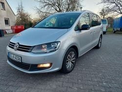 Silber Gebraucht 2012 VW Sharan Van / Kleinbus | 11.500 € (Fairer Preis)