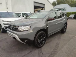 Grau Gebraucht 2023 Dacia Duster SUV | 21.999 € (Fairer Preis)