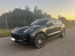 Grau Gebraucht 2017 Porsche Macan Turbo SUV | 39.900 € (Fairer Preis)