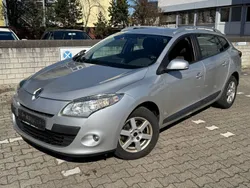 Grau Gebraucht 2011 Renault Mégane III Expression Limousine | 2.799 € (Fairer Preis)