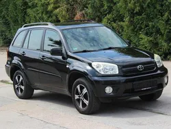 Schwarz Gebraucht 2004 Toyota RAV4 Sol SUV | 4.900 € (Fairer Preis)