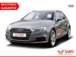 Grau Gebraucht 2020 Audi A3 Sportback Basis Limousine | 23.990 € (Etwas zu teuer)