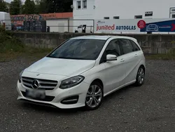 Weiß Gebraucht 2015 Mercedes B220 Van / Kleinbus | 10.000 € (Fairer Preis)