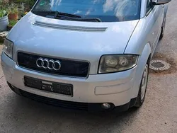 Silber Gebraucht 2001 Audi A2 Kleinwagen | 1.999 €
