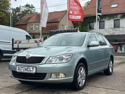 Grün Gebraucht 2011 Skoda Octavia Elegance Kombi | 7.990 € (Guter Preis)