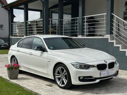 Weiß Gebraucht 2012 BMW 320 Sport Line Limousine | 11.499 € (Etwas zu teuer)
