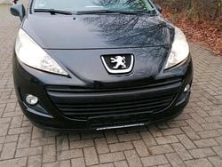 Schwarz Gebraucht 2010 Peugeot 207 Kombi | 2.550 €