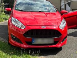 Rot Gebraucht 2016 Ford Fiesta ST-Line Kleinwagen | 7.500 € (Fairer Preis)