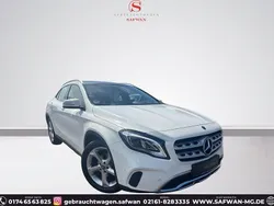 Weiß Gebraucht 2019 Mercedes GLA180 Urban SUV | 17.995 € (Guter Preis)