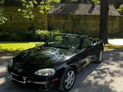 Schwarz Gebraucht 2002 Mazda MX5 Cabrio | 2.550 € (Fairer Preis)
