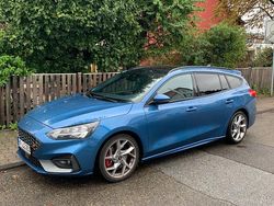 Blau Gebraucht 2020 Ford Focus ST Kombi | 25.500 € (Fairer Preis)